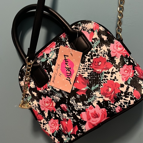 Betsey Johnson bag last price drop - Picture 4 of 4
